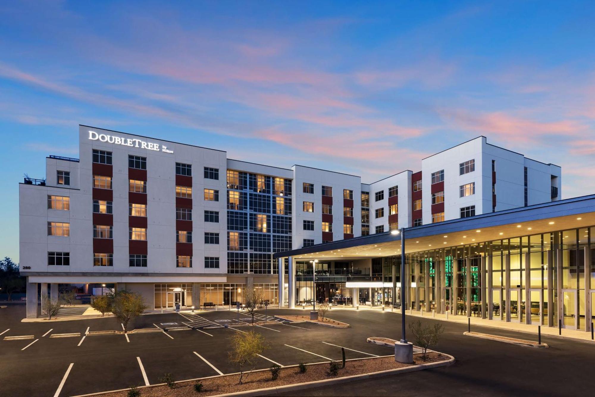 Hotel Doubletree By Hilton Tucson Downtown Convention Center Extérieur photo